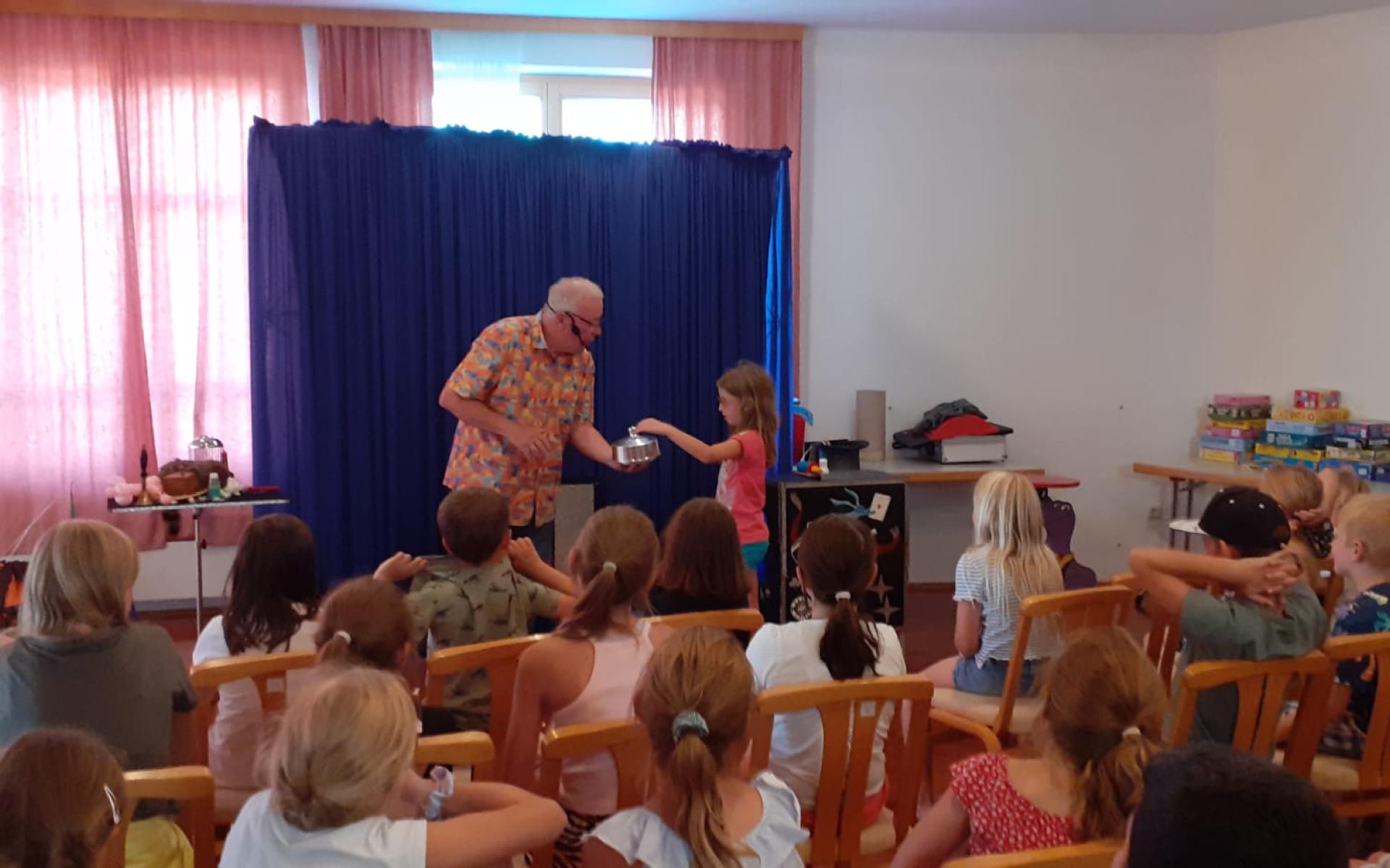Kinderferienprogramm 2022 Zauberer